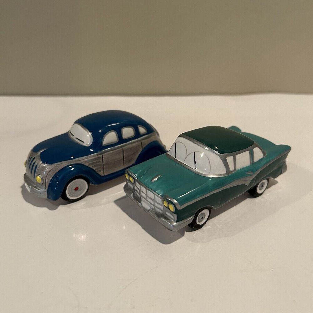 Vintage Department 56 Snow Village Classic Cars‎
